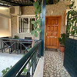 Vila Xhani