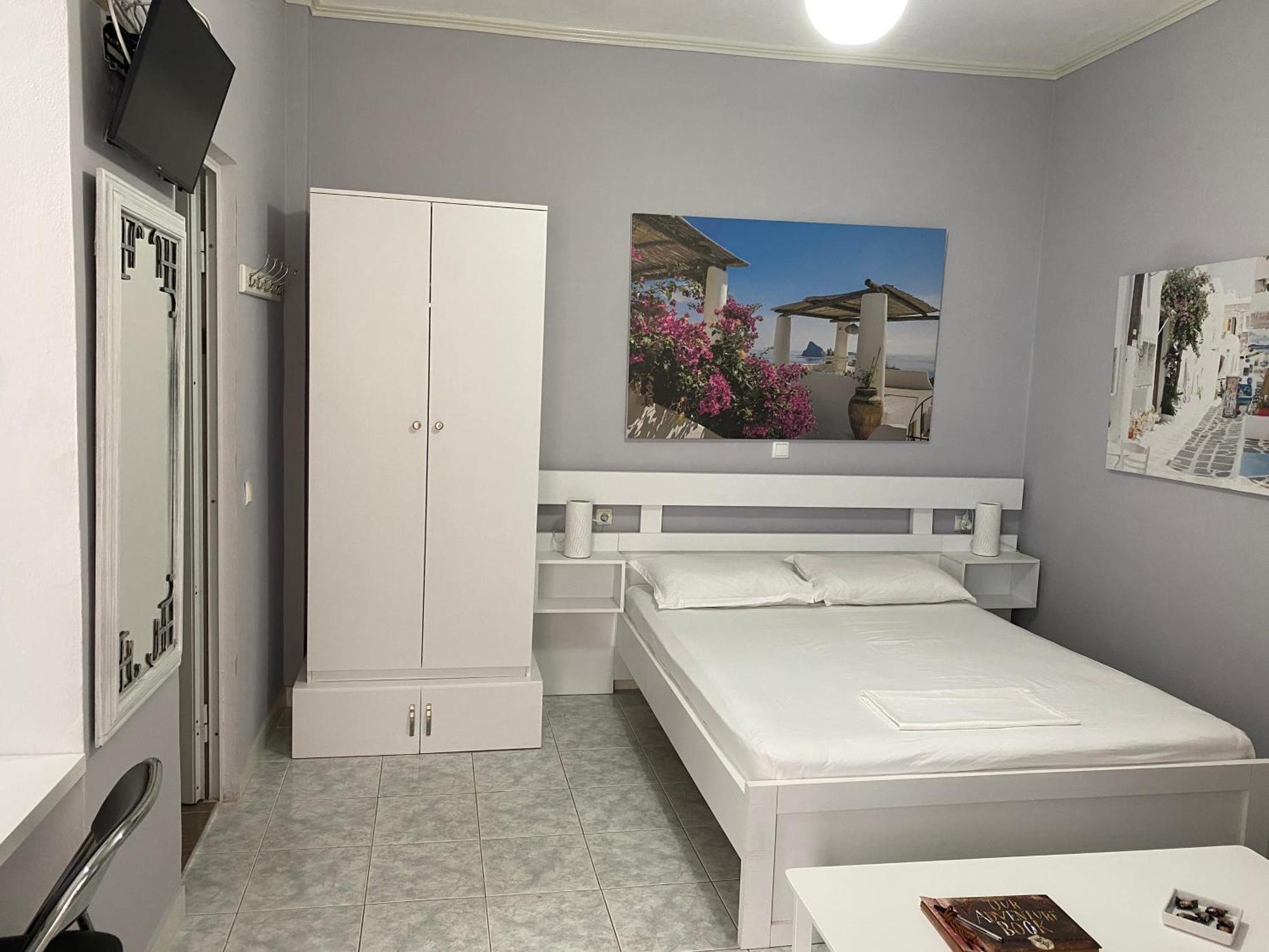 Vila Xhani *